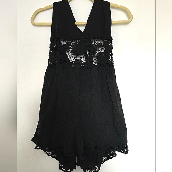 S. O. L. D. Free People Black Day Dream Shorts Romper size S/P - Picture 16 of 16